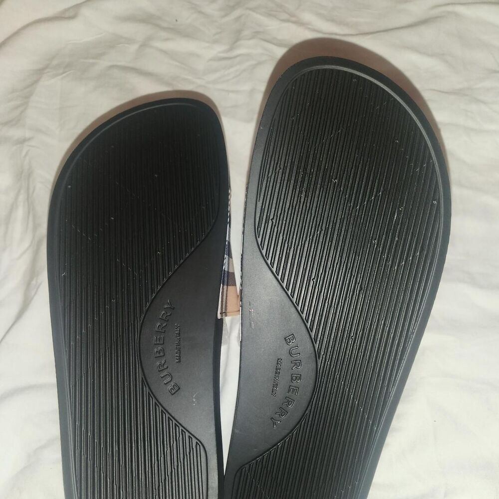 Burberry Men's multi Slides - Picture 3 of 6